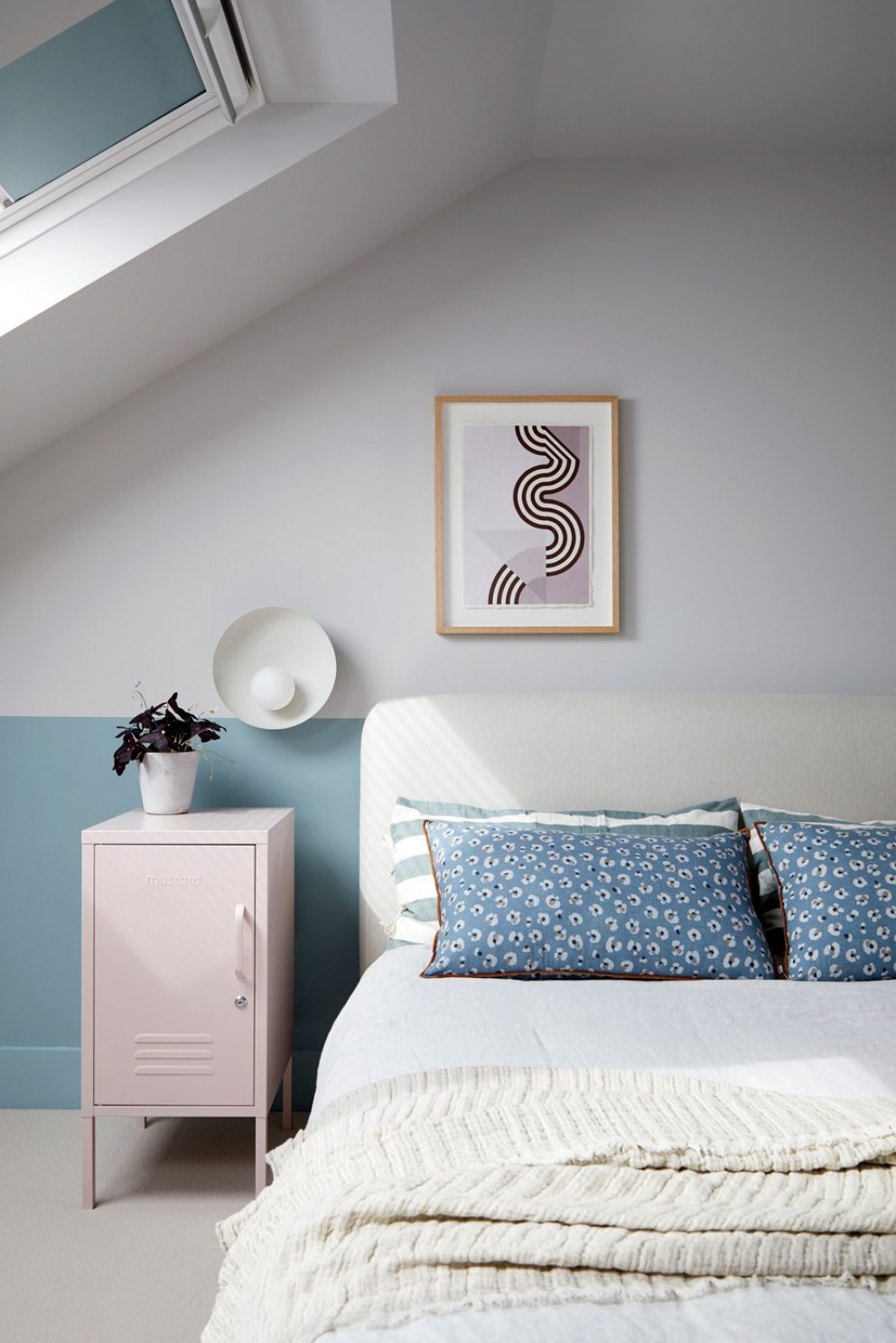 Between the Commons, SW11 | Teenage girl's bedroom | Interior Designers